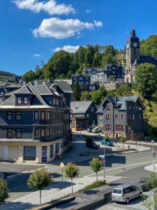 Lauscha: Mitten im Ort stand einst die erste Glashütte. 